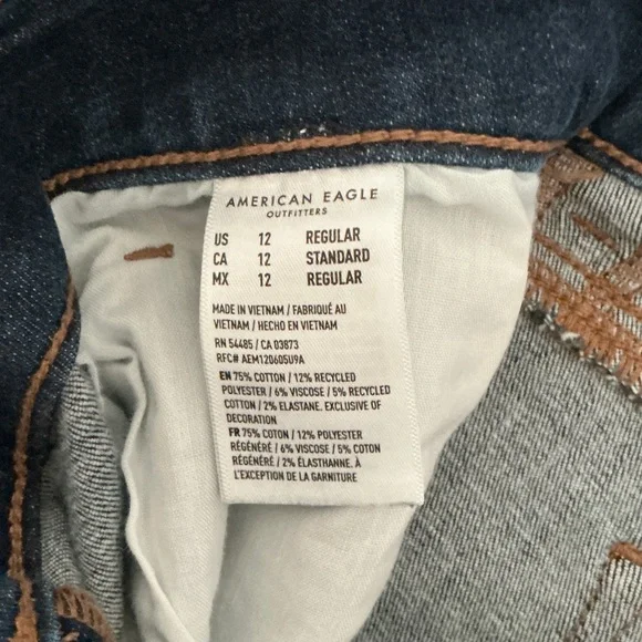 American Eagle Outfitters Women's Indigo Boot Cut Leg Jeans - Picture 5 of 5